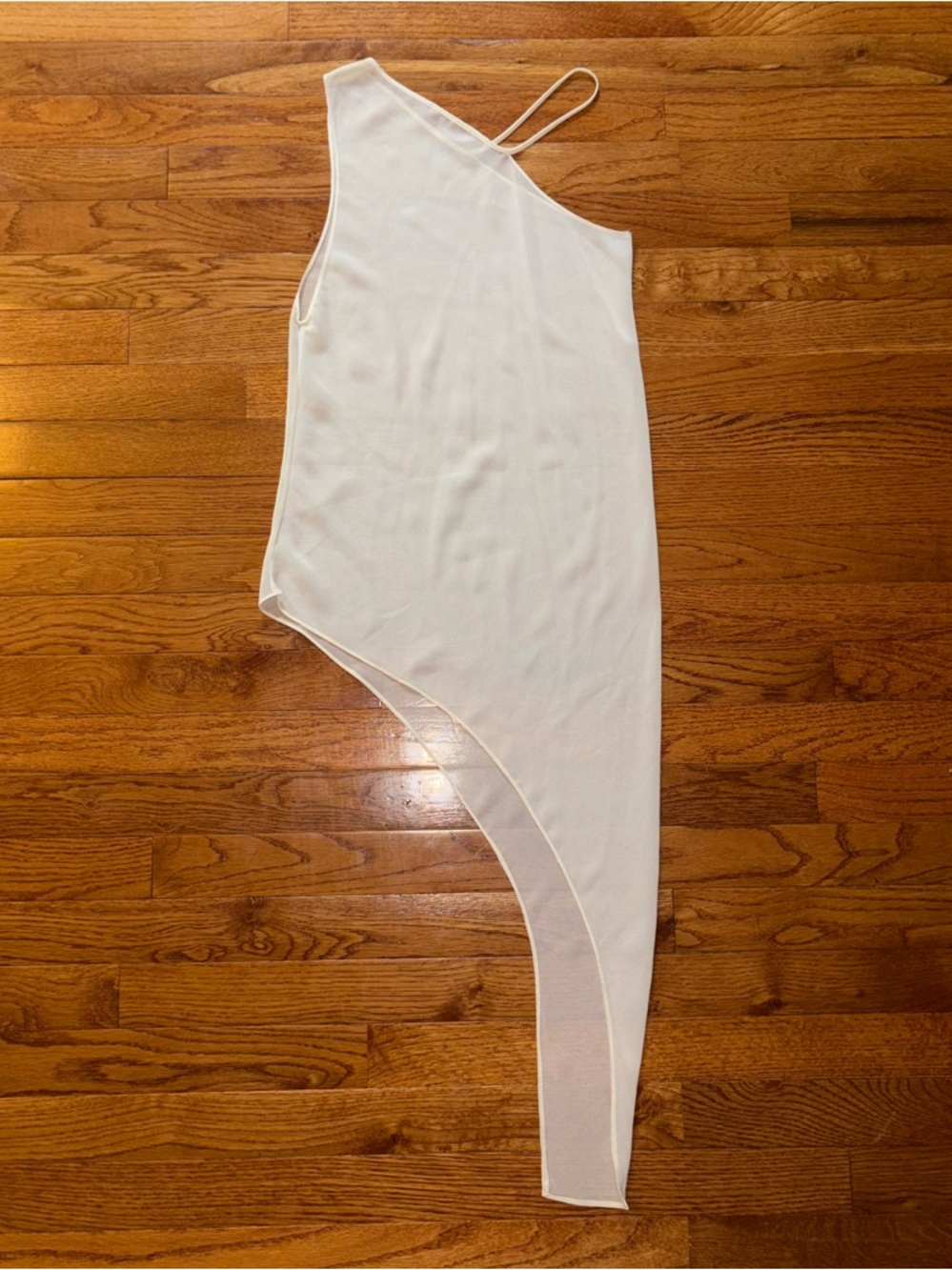 Slinky White Asymmetrical Top